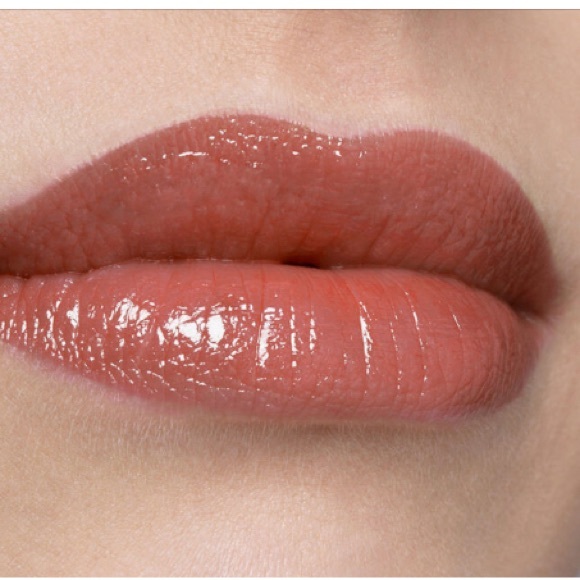 Phyto-Lip Twist is a tinted balm - 15 Nut - Picture 4 of 4